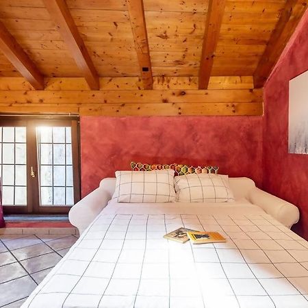 Dimora Gilles Aosta Valley Бар Екстер'єр фото